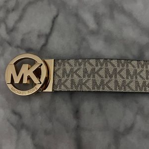 Michael Kors Reversible Belt